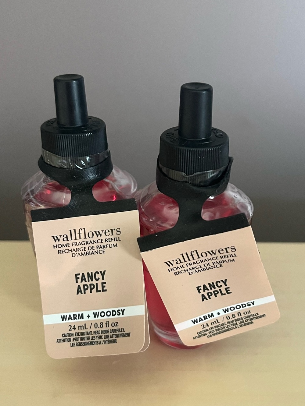 New Two White Barn Bath Body Works Fancy Apple Wallflowers Refills